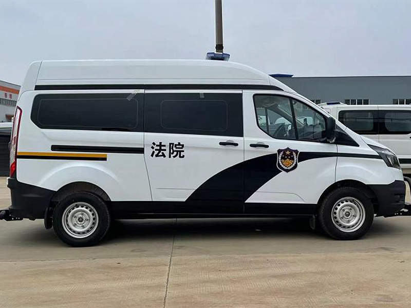 福特V362汽油自動擋囚車