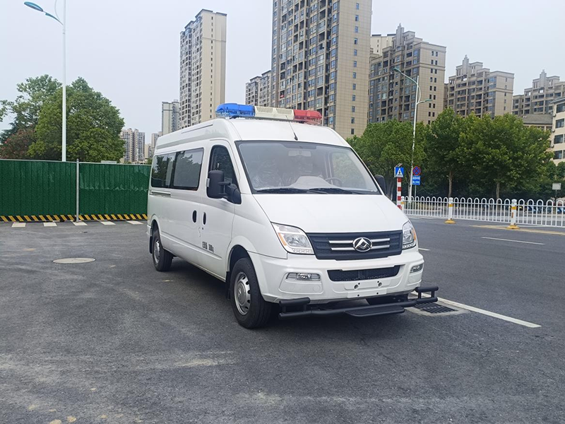 上汽大通V80長(zhǎng)軸囚車-EHY5041XQCS6QT