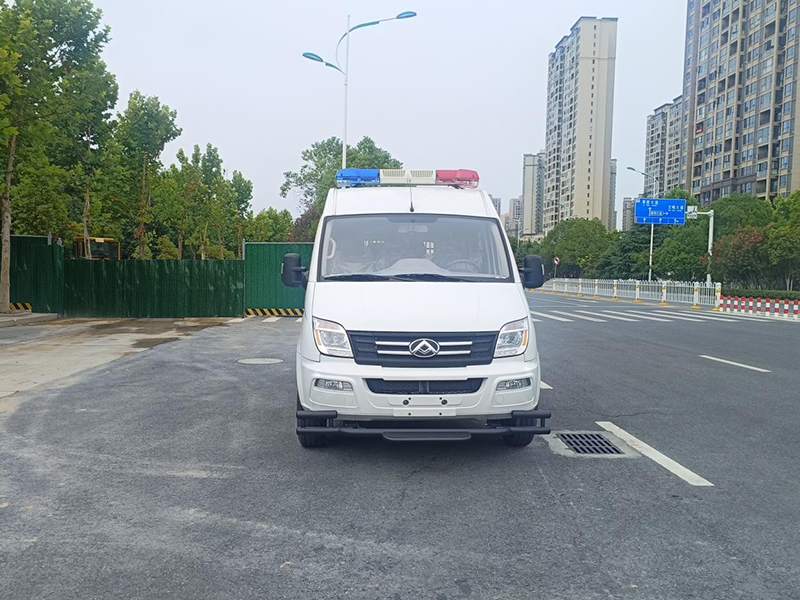 上汽大通V80長(zhǎng)軸囚車-EHY5041XQCS6QT